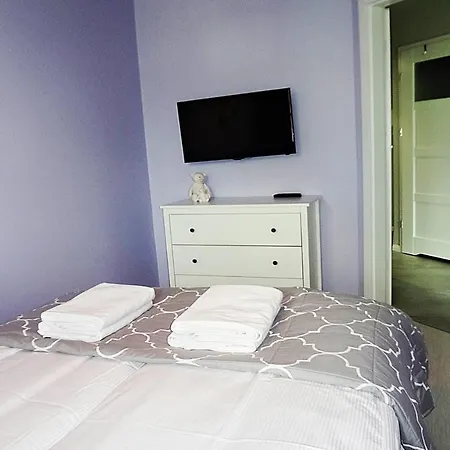 Hill Neli, Blisko Do Dworca Pkp דירה קרפאז'